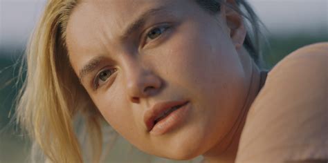 florence pugh hot scene|Midsommar ’s Wild Sex Scene Is the Craziest Thing You